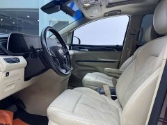 Buick GL8 ES LuZun Flagship - фото 5