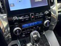 Toyota Vellfire Crown Hybrid 2.5L HV Luxury Edition - фото 14