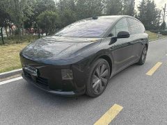 Li Auto i8 Standard Edition - ფოტო 1