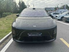Li Auto i8 Standard Edition - ფოტო 2