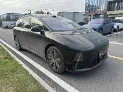 Li Auto i8 Standard Edition - ფოტო 3