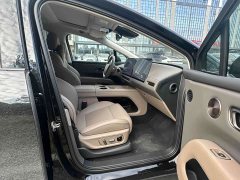 Li Auto i8 Standard Edition - ფოტო 7