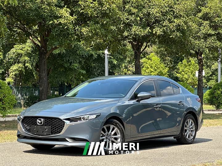 Mazda3 Axela 1.5L Manual Quality Beauty Edition - автомобиль из Китая