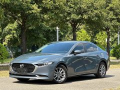 Mazda3 Axela 1.5L Manual Quality Beauty Edition - фото 1