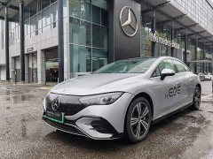 Mercedes-Benz EQE 500 4MATIC Luxury - фото 1