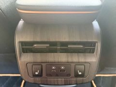 Nissan ARIYA Two-Wheel Drive Long Range Top Configuration - ფოტო 16