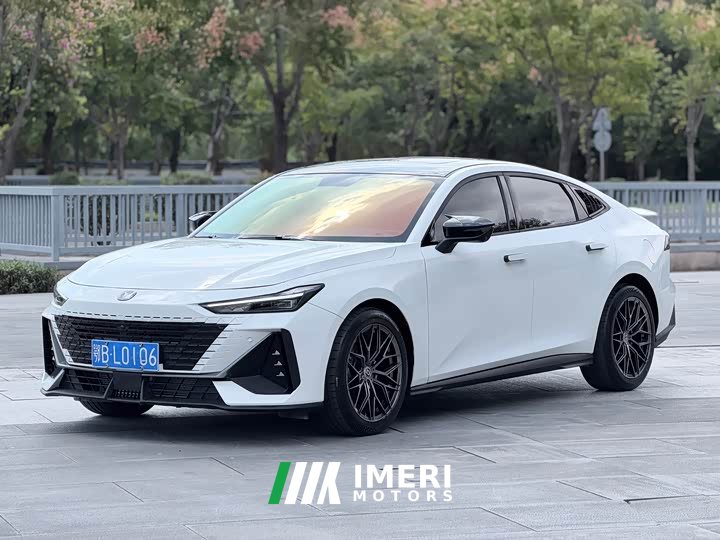 Changan UNI-V 1.5T Premium