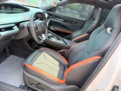 Changan UNI-V 1.5T Premium - ფოტო 7