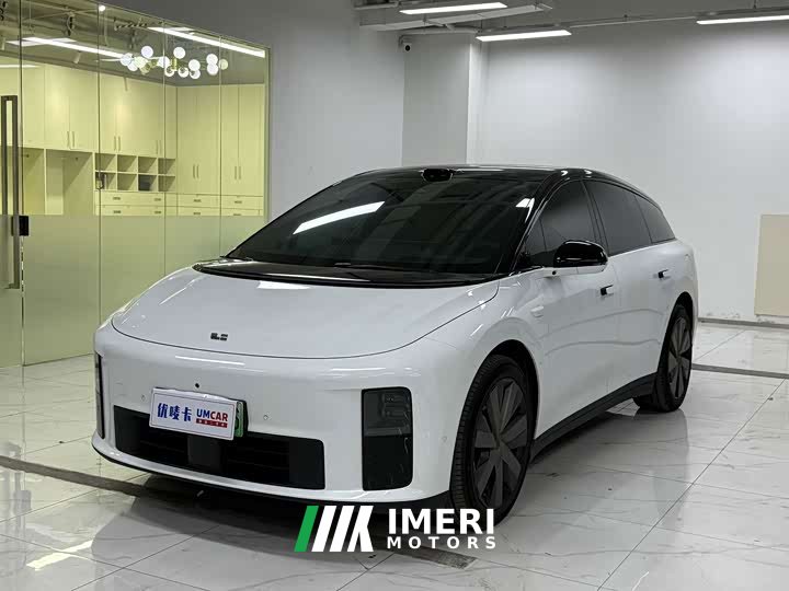 Li Auto i6 Two-Wheel Drive Standard - ავტომობილი ჩინეთიდან