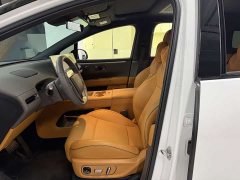 Li Auto i6 Two-Wheel Drive Standard - ფოტო 11