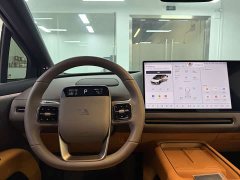Li Auto i6 Two-Wheel Drive Standard - ფოტო 18
