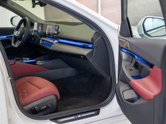 BMW 5 Series 530Li Luxury M Sport Package - ფოტო 20
