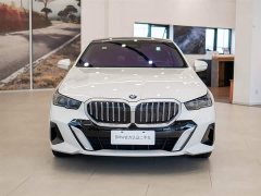 BMW 5 Series 530Li Luxury M Sport Package - ფოტო 4
