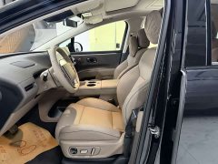 Li Auto i8 Standard Edition - ფოტო 11