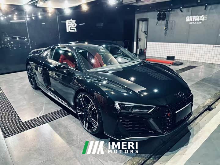 Audi R8 V10 Coupe Performance - ავტომობილი ჩინეთიდან