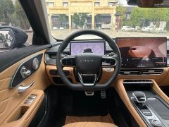 Chery Arrizo 8 PRO 2.0T DCT Prestige - ფოტო 11
