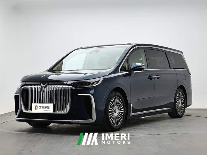 Voyah Lantu Dreamchaser PHEV AWD Flagship Kunpeng Edition