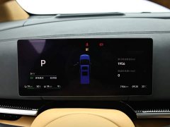 Voyah Lantu Dreamchaser PHEV AWD Flagship Kunpeng Edition - фото 11