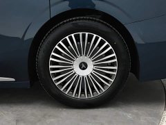 Voyah Lantu Dreamchaser PHEV AWD Flagship Kunpeng Edition - фото 9