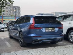 Volvo V60 B5 Dynamic Edition - ფოტო 11