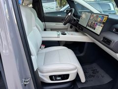 Li Auto Li Xiang MEGA Ultra - ფოტო 12