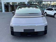 Li Auto Li Xiang MEGA Ultra - ფოტო 3
