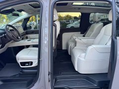 Li Auto Li Xiang MEGA Ultra - ფოტო 9