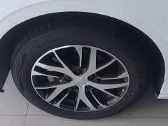Geely Emgrand 4 Million Commemorative Edition 1.5L CVT Excellence - photo 7