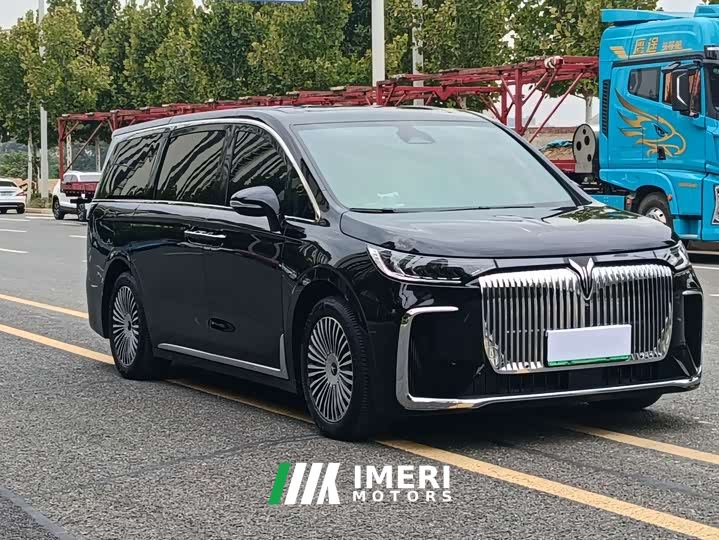 Voyah Lantu Dreamchaser PHEV AWD Excellence Kunpeng Edition
