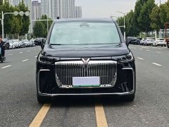 Voyah Lantu Dreamchaser PHEV AWD Excellence Kunpeng Edition - ფოტო 2