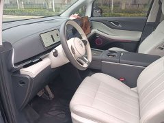 Voyah Lantu Dreamchaser PHEV AWD Excellence Kunpeng Edition - ფოტო 4