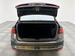 Volkswagen Bora 300TSI DSG Respect Edition - ფოტო 16