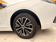 SAIC MG i5 1.5L CVT Star Shine Edition - photo 11