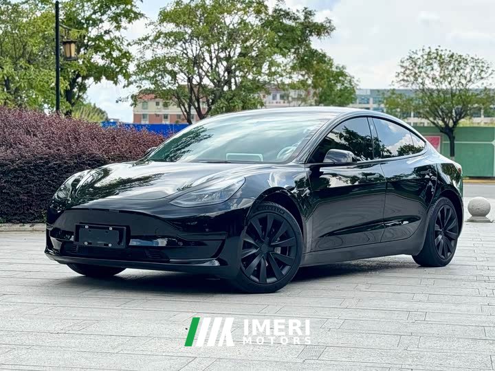 Tesla Model 3 Edition
