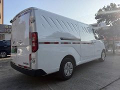 Wuling Yangguang 300km Comfort Enclosed Window Version 60kW - ფოტო 6