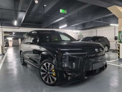 Denza N8L PHEV Flash Charging Flagship - photo 1