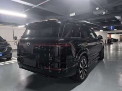 Denza N8L PHEV Flash Charging Flagship - photo 11