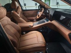 Denza N8L PHEV Flash Charging Flagship - photo 5
