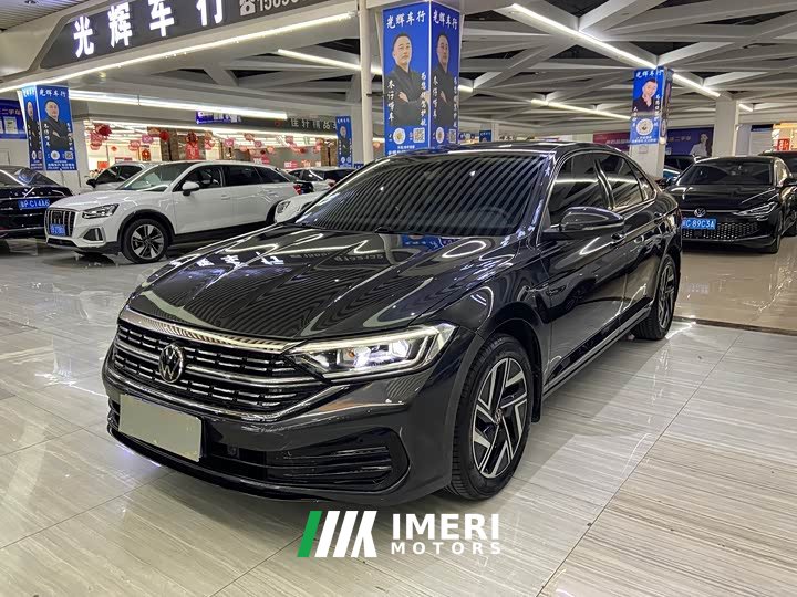 Volkswagen Sagitar 280TSI DSG Excellence Edition - car from China