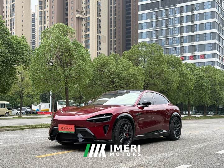 Xiaomi YU7 Four-Wheel Drive GT