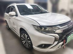 Mitsubishi Outlander 2.4L AWD Enjoy Edition 7-Seater - фото 3