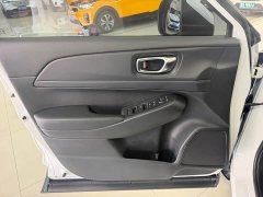 Honda Vezel 1.5L CVT Tech Edition - ფოტო 8