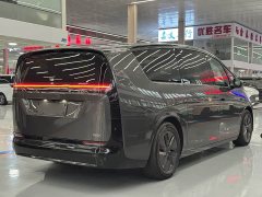Li Auto Li Xiang MEGA Ultra - ფოტო 4