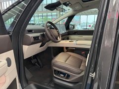 Li Auto Li Xiang MEGA Ultra - ფოტო 8