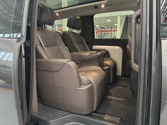 Li Auto Li Xiang MEGA Ultra - ფოტო 9