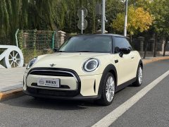 BMW MINI 1.5T COOPER Artist - ფოტო 1