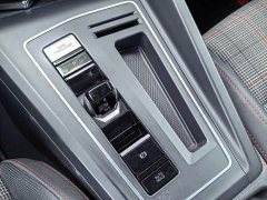 Volkswagen Golf GTI Facelift 380TSI DSG GTI - ფოტო 15