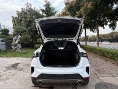 Lynk & Co 06 Remix 1.5T Dynamic Halo - ფოტო 15