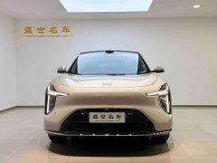 IM Motors Zhiji LS6 Pure Electric Max - ფოტო 2