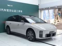 Li Auto i8 Standard Edition - фото 3